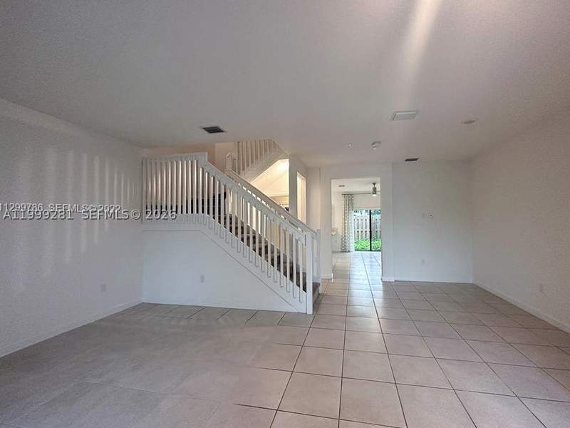 3 bedroom Townhouse at 20800 NE 5th Ct, Via Ventura Neighborhood, Miami — photo 2