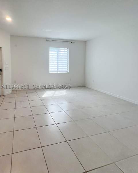 20800 NE 5th Ct, Miami FL - photo 8 of 28