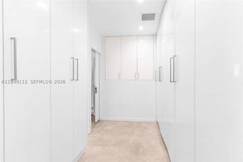 524 Warren Ln, Key Biscayne FL - photo 16 of 61