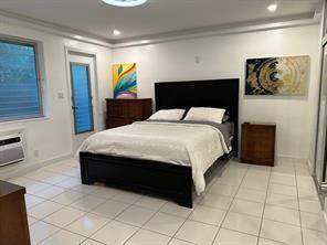 1004 Pennsylvania Avenue 3, Miami Beach FL - photo 9 of 49