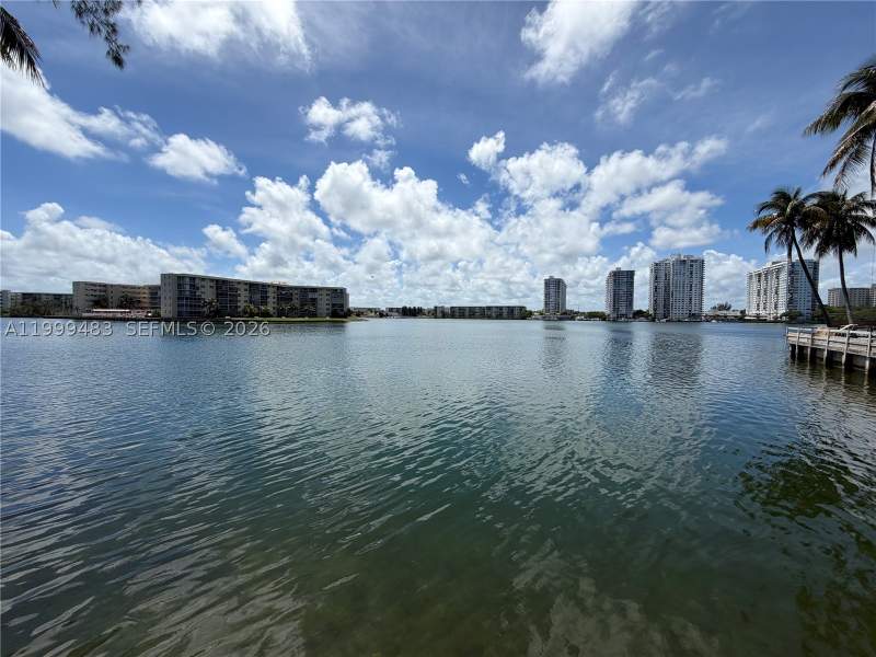 1 bedroom Condominium at 18151 NE 31st Ct 505, The Clipper At Bisc Cove, Aventura — photo 3