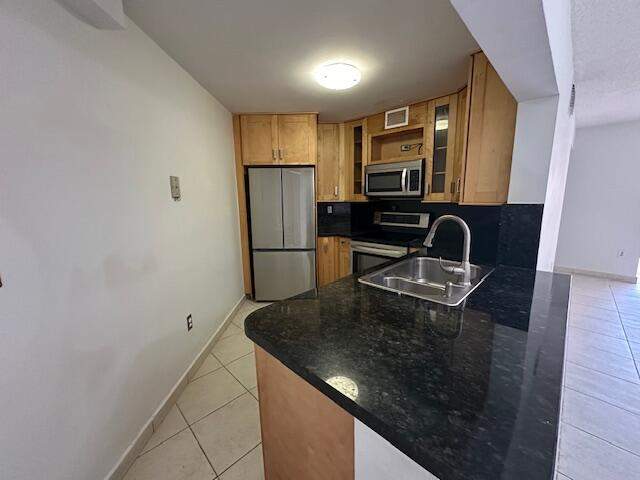 2 bedroom Condominium at 10237 NW 9th St Circle 108-4, West Fontaine Condo, Miami — photo 3