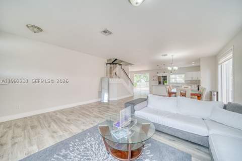15261 SW 108th Ter, Miami FL - photo 12 of 36