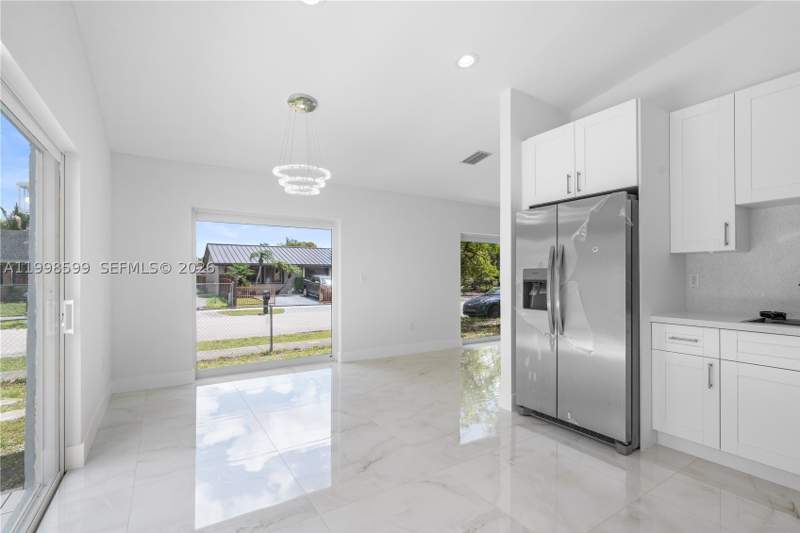 4 bedroom SingleFamilyResidence at 16345 SW 303rd St, Pine Needles Homes, Homestead — photo 5