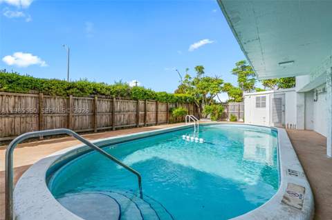 6545 Indian Creek Dr 306, Miami Beach FL - photo 20 of 25