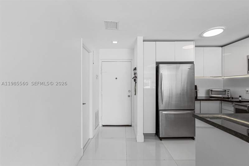2 bedroom Condominium at 6545 Indian Creek Dr 306, Clinton Condo, Miami Beach — photo 5