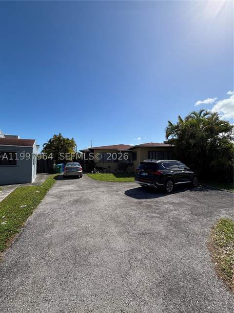 3180 SW 26th St, Miami FL - photo 9 of 11