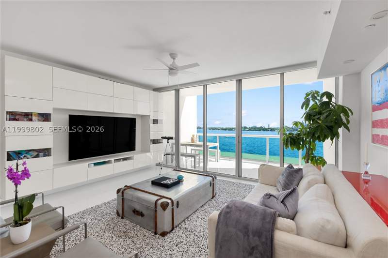 2 bedroom Condominium at 7935 East Dr 803, Harbour Island, North Bay Village — photo 4