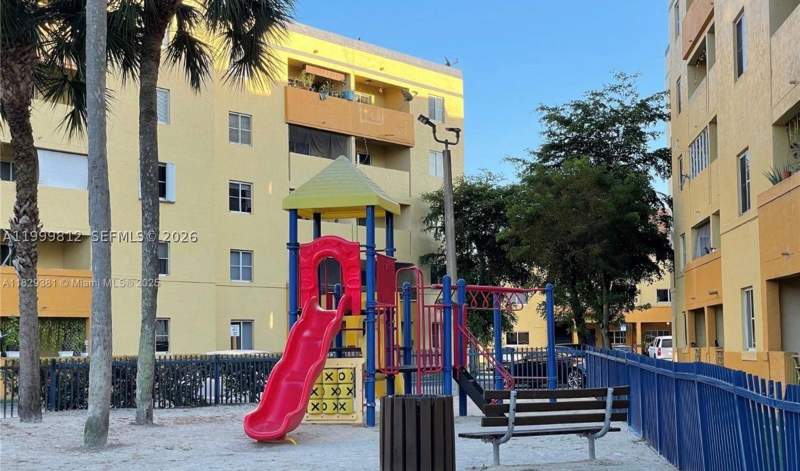 3 bedroom Condominium at 8270 SW 149th Ct 10-209, Waterview Condo, Miami — photo 3