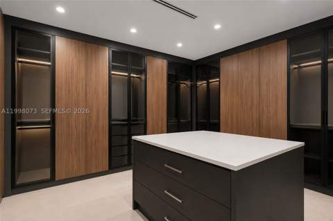 3983 Kumquat Ave, Miami FL - photo 10 of 41