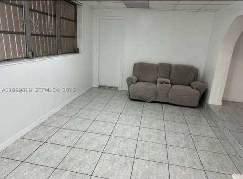 9021 SW 30th Ter, Miami FL - photo 6 of 18