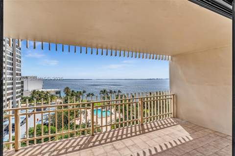 2 Grove Isle Dr B805, Miami FL - photo 13 of 48