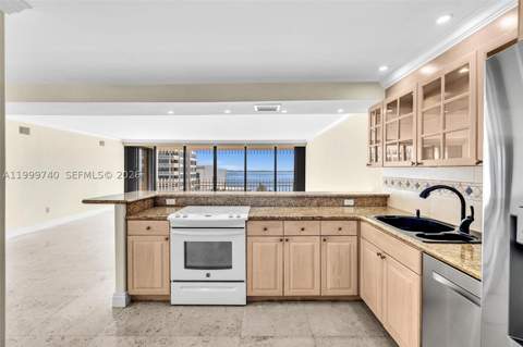 2 Grove Isle Dr B805, Miami FL - photo 20 of 48
