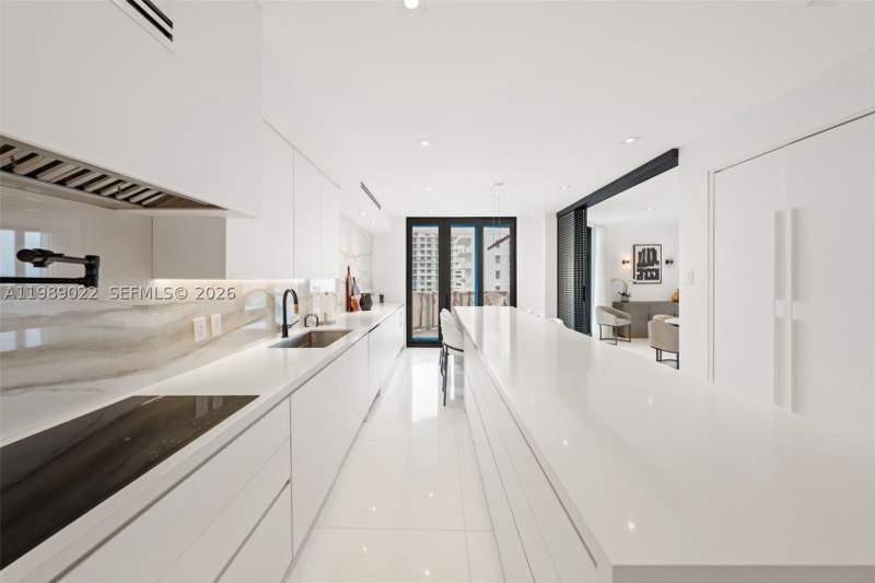 3 bedroom Condominium at 9999 Collins Ave 11J, Bal Harbour Tower Condo, Bal Harbour — photo 4