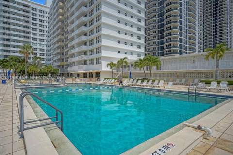 4747 Collins Ave 1108, Miami Beach FL - photo 13 of 17