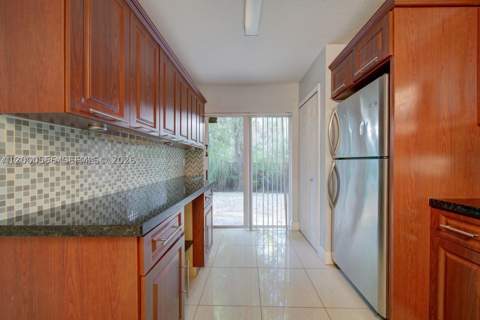 1250 SE 31st Ct 104-33, Homestead FL - photo 12 of 19