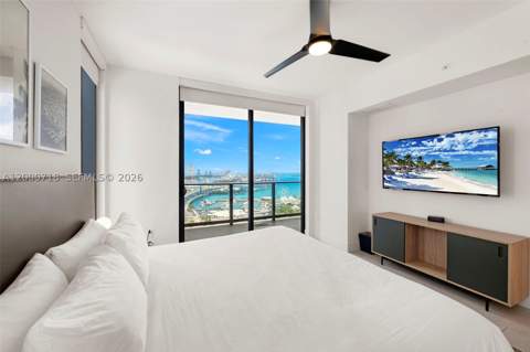 159 NE 6th St 2915, Miami FL - photo 11 of 32