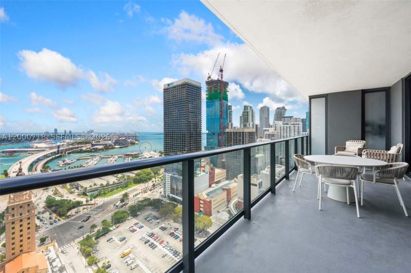 3 bedroom Condominium at 159 NE 6th St 2915, Natiivo, Miami — photo 4