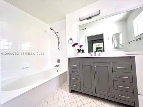 4530 NW 102nd Ct, Doral FL - photo 7 of 21