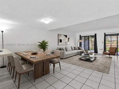 19174 Bobolink Dr, Hialeah FL - photo 6 of 35