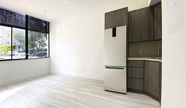 0 bedroom Condominium at 1915 Brickell Ave CC6, BRICKELL PLACE PHASE II C, Miami — photo 2