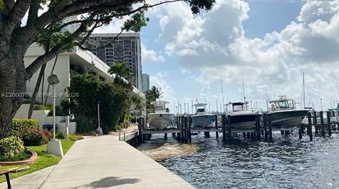 1915 Brickell Ave CC6, Miami FL - photo 24 of 25