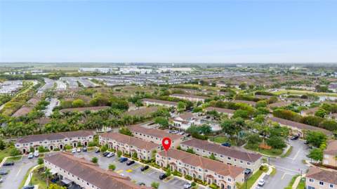 2440 SE 10th Ct, Homestead FL - photo 11 of 48