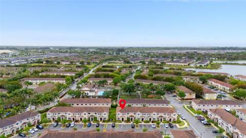 2440 SE 10th Ct, Homestead FL - photo 9 of 48