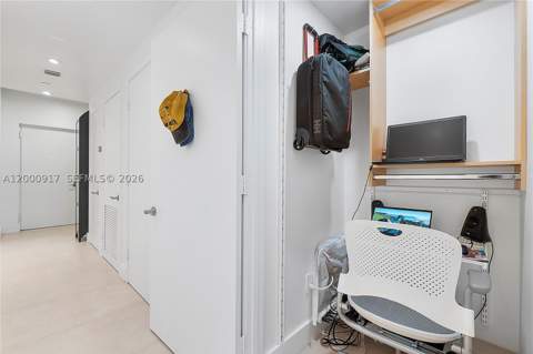 6000 Collins Ave 527, Miami Beach FL - photo 13 of 42