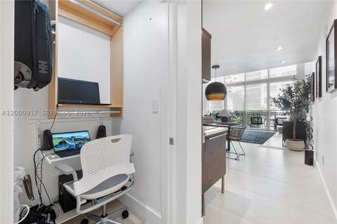 6000 Collins Ave 527, Miami Beach FL - photo 14 of 42