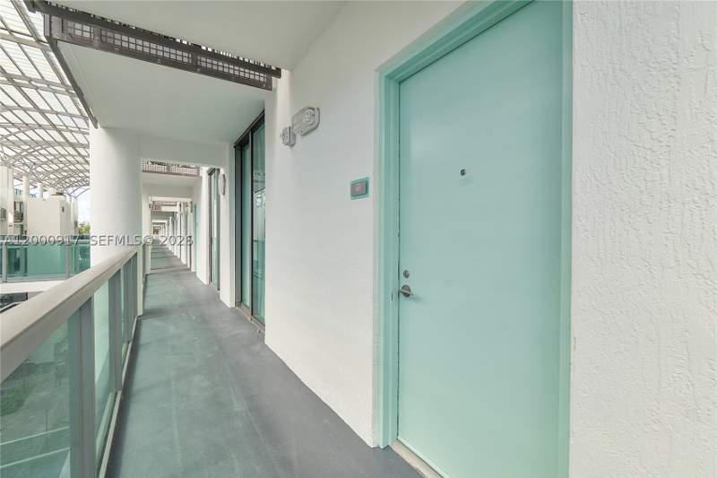 1 bedroom Condominium at 6000 Collins Ave 527, Terra Beachside Condo, Miami Beach — photo 3