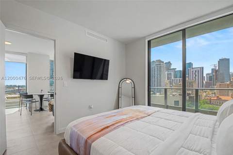 121 NE 5th St 1701, Miami FL - photo 15 of 41