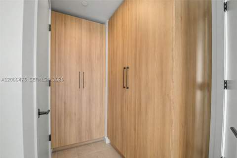 121 NE 5th St 1701, Miami FL - photo 17 of 41