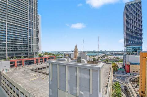 121 NE 5th St 1701, Miami FL - photo 22 of 41