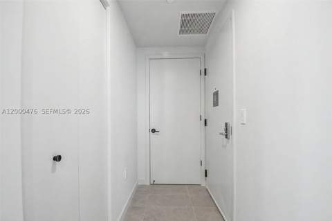 121 NE 5th St 1701, Miami FL - photo 6 of 41