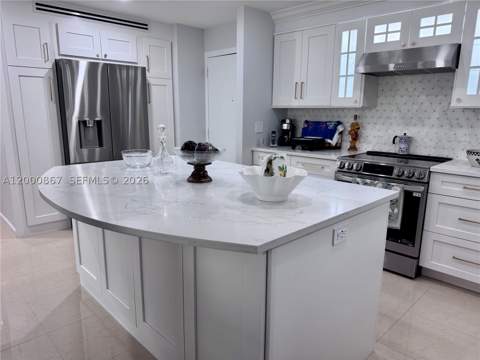 10850 N Kendall Dr 414, Miami FL - photo 7 of 29