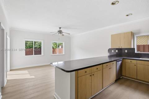13474 SW 124th Ave Rd, Miami FL - photo 7 of 56