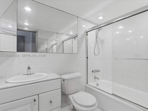 1228 West Ave 1506, Miami Beach FL - photo 24 of 30
