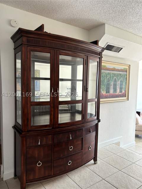 10900 SW 104th St 303, Miami FL - photo 12 of 41