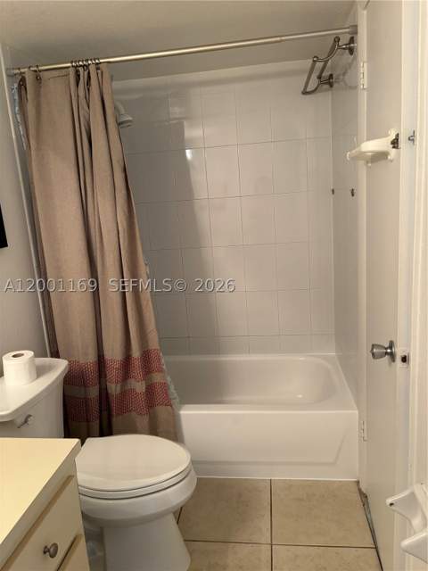 10900 SW 104th St 303, Miami FL - photo 20 of 41