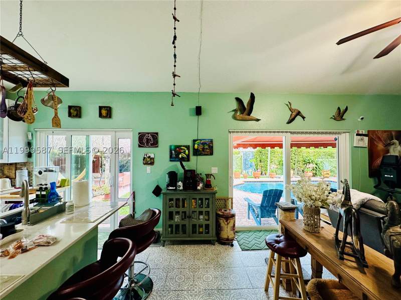 4 bedroom SingleFamilyResidence at 14531 SW 160th Ct, Roseway Sub, Miami — photo 4