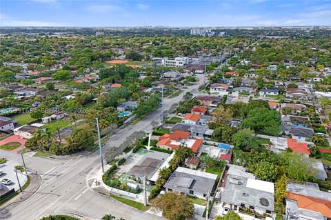 1991 SW 62nd Ave, West Miami FL - photo 10 of 55