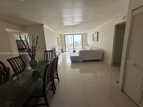 210 174th St 2202, Sunny Isles Beach FL - photo 7 of 11