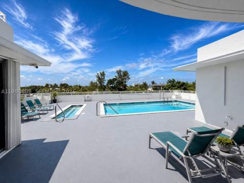 9156 Collins Ave 107, Surfside FL - photo 10 of 10