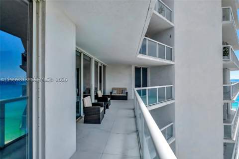16425 Collins Ave 1612, Sunny Isles Beach FL - photo 11 of 59