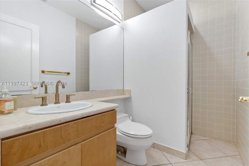 4 bedroom Townhouse at 6720 SW 88th Ter, Swan Lake, Pinecrest — photo 4