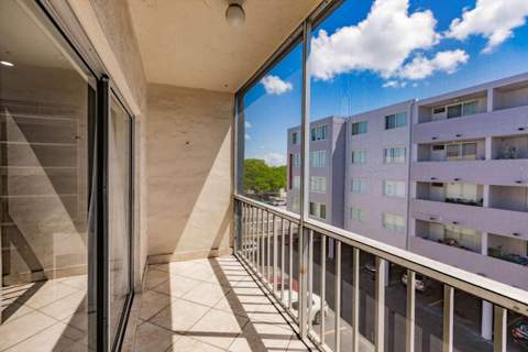 16750 NE 10th Avenue 312, North Miami Beach FL - photo 22 of 24