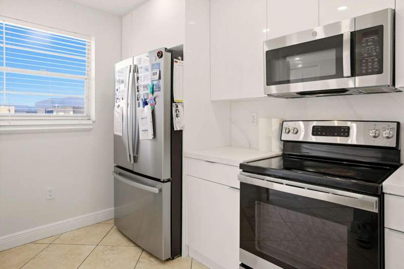 2 bedroom Condominium at 16750 NE 10th Avenue 312, New Land Gardens Condo, North Miami Beach — photo 3