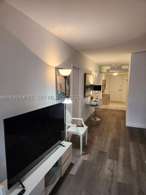 5700 Collins Ave 4N, Miami Beach FL - photo 11 of 37