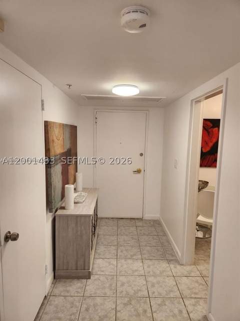 5700 Collins Ave 4N, Miami Beach FL - photo 13 of 37